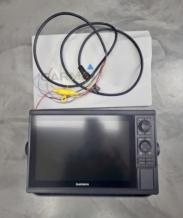 Garmin GPSMAP 1222 – Complete with Gimbal, Power Cable, and Sun Cover