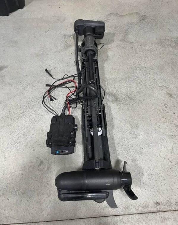 Like New Lowrance Ghost Trolling Motor - Image 4