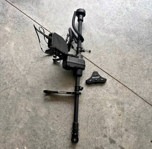 Like New Humminbird 740210-1 MEGA Live TargetLock Adapter Kit - Ultrex 45"/52" - Image 3