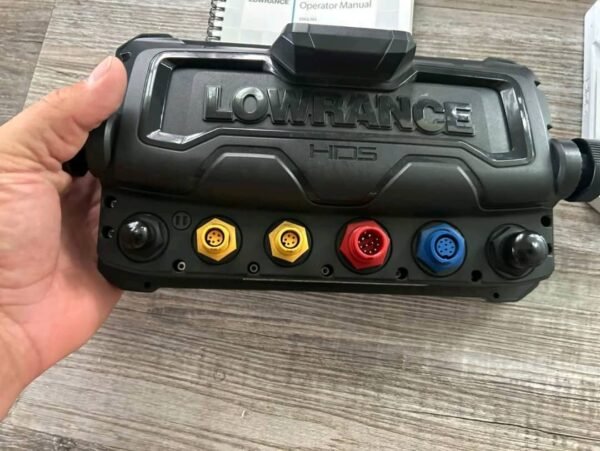 Used Lowrance HDS 9 Active Target 1 - Image 3