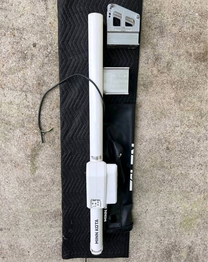 Newly Used Minn Kota 12" Talon Shallow Water Anchor - Image 7